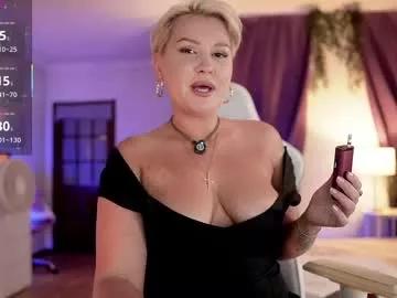 Freechat divine_kim on Chaturbate