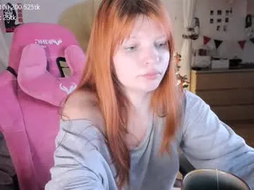 dreamysoul — GOAL: spank ass 50 times [332 tokens remaining] wanna be obedient girl  <3 #redhead  #18  #blowjob #cute #slave