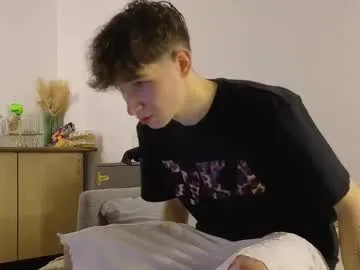 drinklinov — doggy #20 #twink #young #uncut #bigdick [409 tokens remaining]