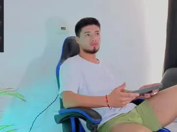 edwardross_ on Chaturbate