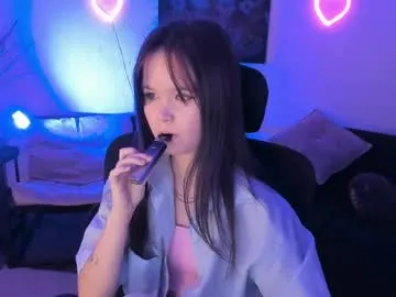 elainebeness from Chaturbate