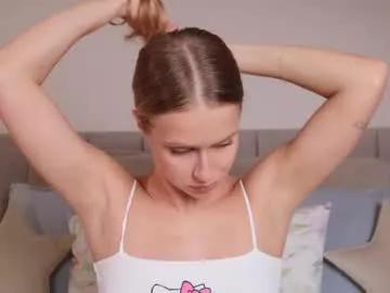 Freechat ella_twinkle on Chaturbate