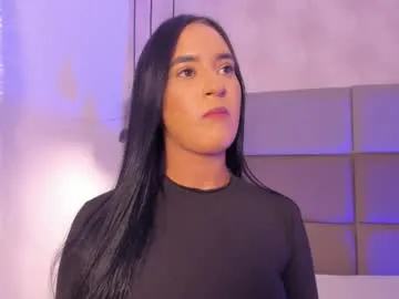 emily_luve on Chaturbate