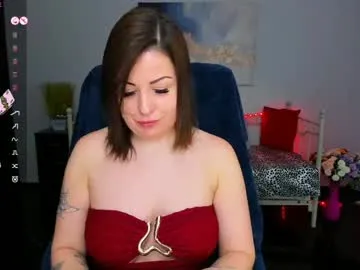 emily_midlton — slap ass #mature #milf #pvt #lush #smoke [39 tokens remaining]