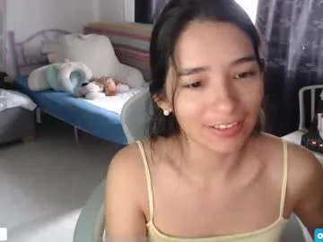 erina_1 — 10 spanks ass  [90 tokens left]  #latina #findom #goddess #cute #feet