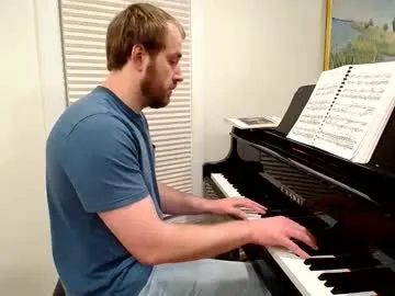 eroticandhorny — get naked [0 tokens remaining]