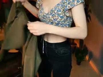 esterhernandes on Chaturbate 