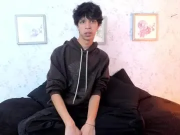 ethan_qop — GOAL: Make Me Cum [516 tokens remaining] Hey guys i am new here  #bigcock #skinny #18 #lovense #young