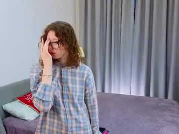 evievert — My goal its "air kiss" but oh, guys, im a lil nervous about my first day and i'm #curls #new #18 #shy #teen [15 tokens remaining]