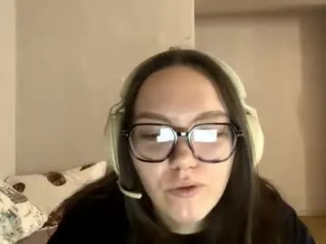 evondollison — Goal:show my bra  Hello Im Emilia welcome to my room I'll glag to chat with you and get you know #bigboobs #squirt #new #lovense #bigass [0 tokens remaining]