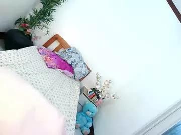 Freechat foxxxy_bunny18 on Chaturbate