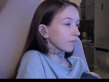 fran_bow on Chaturbate