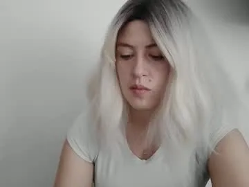 francescaasmith — suck fingers [792 tokens left] hello guys #blonde #smoke #new #squirt #bigboobs