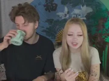 friend_zone_ — show titsss #new #teen #gay #bigtits #couple [111 tokens remaining]