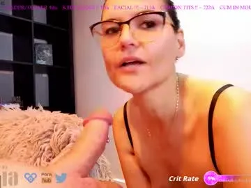 fuk4ia on Chaturbate