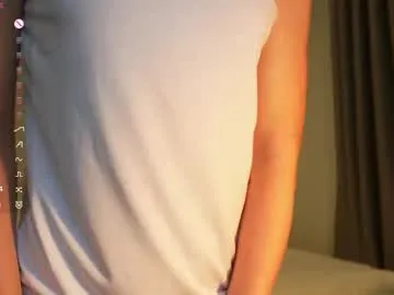 gloriamillss on Chaturbate