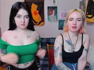 Freechat gothkittys on Chaturbate