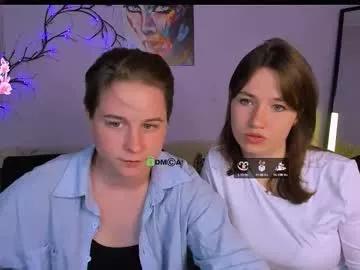helli_belli — CrazyTicket: Show in progress. undress me. Tip 200 tokens to see the show