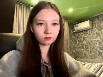 henrietteutter — Hi Lucy! #new #cutie #18 #shy #teen [5 tokens remaining]