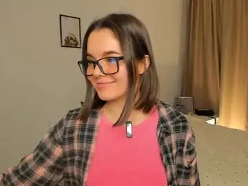 heyim_laura on Chaturbate