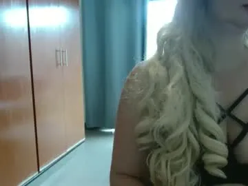 hot_wiffe on Chaturbate