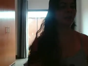hot_wiffe on Chaturbate