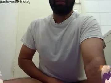 ipadlovxc69 — Shy, in shower, making new drawings and a tip menu, main fetishes; glasses, face close up, lipstick, lipgloss, stockings, anime hentai, piercings, braces, earrings, tight dress, neckless/choker