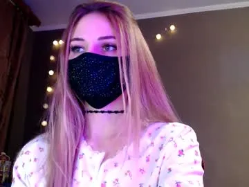 iris_lave on Chaturbate