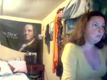 its_kimber — 200tkns till topless!!OF! #bigtits #ass #naturalbigboobs  #hazeleyes  #tatted #pierced