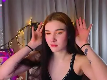 janet_fish — GOAL: Slap My Kinky Pussy [47 tokens remaining] Welcome to my room! #anal #18 #squirt #bigass #teen