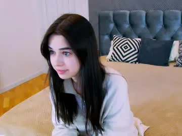 janicerivera — Slap ass [34 tokens left] #new #shy #nonude #18 #young