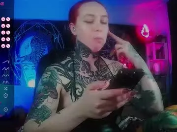 jennalovvee on Chaturbate