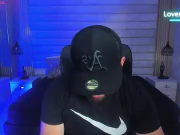 jhon_bear02 on Chaturbate