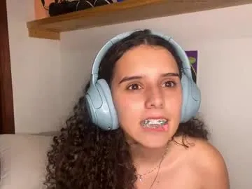 joanmegna — Goal: i will makeup with a color  you choose | My name is Emily, I am here the first day :) #new #shy #18 #skinny #cute  [0 tokens remaining]