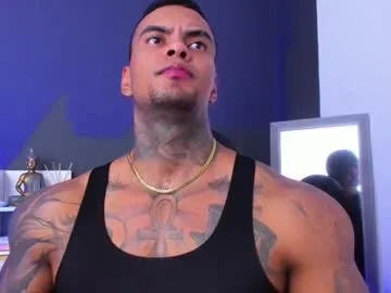 johnbelt_ — Obganive today  #cum  #muscle  #latino #flex #bigcock [477 tokens remaining]