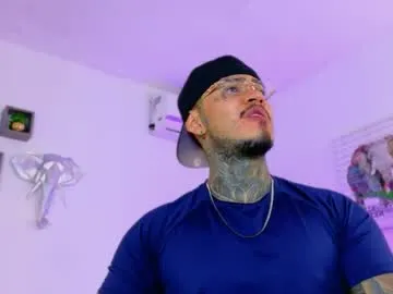 jordansmiith_ — GOAL: Great cum show [1747 tokens remaining] I want you sucking my cum and cumming in my BIG BUTT!Buzz my toys & let me know you LOVE IT #latino #bbc #straight #bigass #lovense