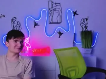 jordi_ser — 'CrazyTicket': Hidden Cam show in progress. hot boys show. Tip 123 tokens to see the show.  Type /cmds to see all commands.