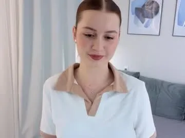 judithmartinez — GOAL: For a good start to the show [25 tokens remaining] Welcome to my room! #18 #shy #bigass #bigboobs #new