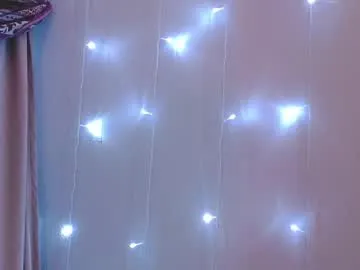 julia_renard — DILDO RIDING #bigclitoris #muscles #ass #mature #milf #anal [1035 tokens remaining]