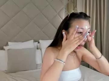 Freechat kellyy_bern on Chaturbate