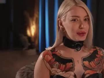 Freechat kinkylina_ on Chaturbate