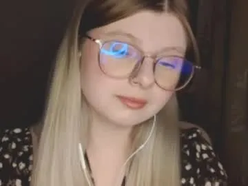 kirayume — GOAL off top Hi, my name is lina, I'm 18yo shy pritty girl and #new #shy #18 #teen #bigboobs [65 tokens remaining]