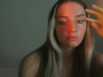 kmb25 on Chaturbate