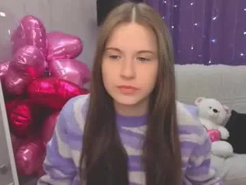 krispi_2000 — Krispi_2000's room #new #nonude #18 #skinny #natural