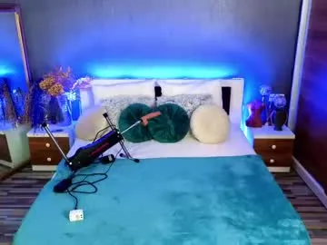 kyleygunner — SQUIRT AT EVERY GOAL   [939 tokens left]  #lovense #bigboobs #fuckmachine #squirt #anal #milf #teen #brunette