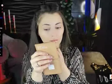 kylie_mellow on Chaturbate