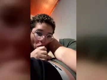 kyrooo13 — Freechat on Chaturbate