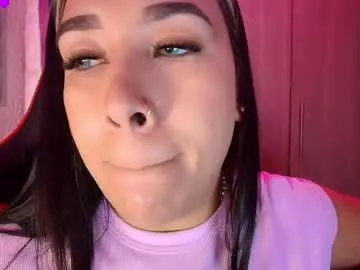 leahtemptation from Chaturbate