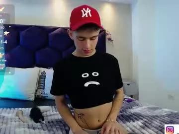 liamwild20 — Im your sexy twink #new  #18  #bigass  #twink  #latino - Multi Goal: Play Fingers in Ass [150tk each Goal]