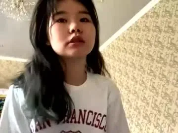 lieselottemastel — GOAL: " Guys let's start this day ^^ " | #new #shy #18 #asian #slim [33 tokens left]